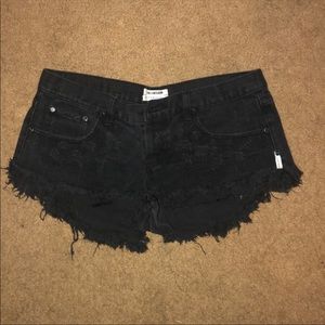 One Teaspoon Black shorts size 30